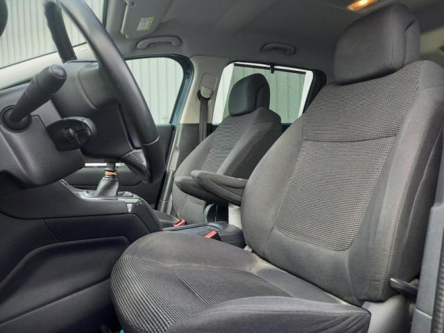 Peugeot 5008 image 3