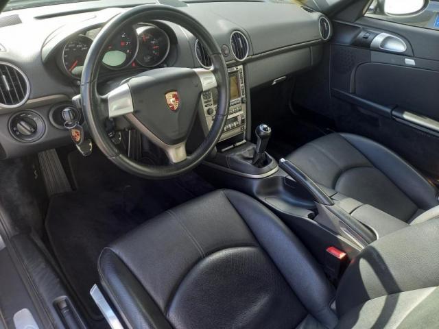 Porsche Cayman image 2