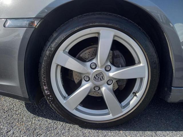 Porsche Cayman image 3