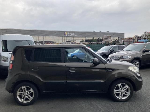 Kia Soul image 9