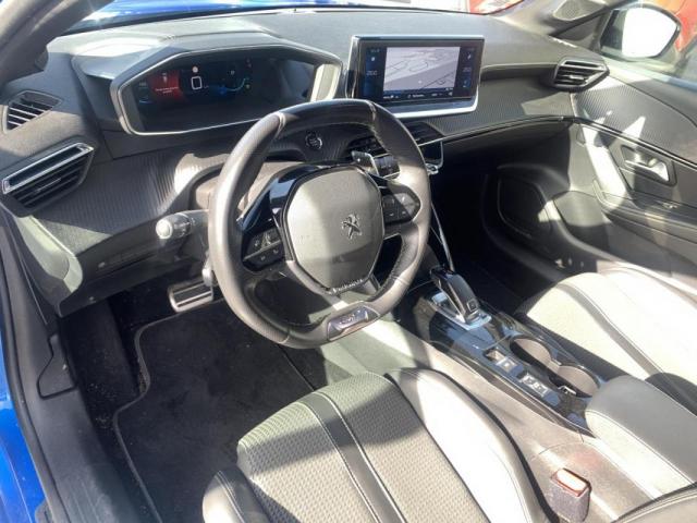 Peugeot 208 image 9
