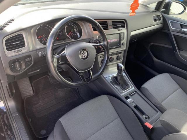 Volkswagen Golf image 8