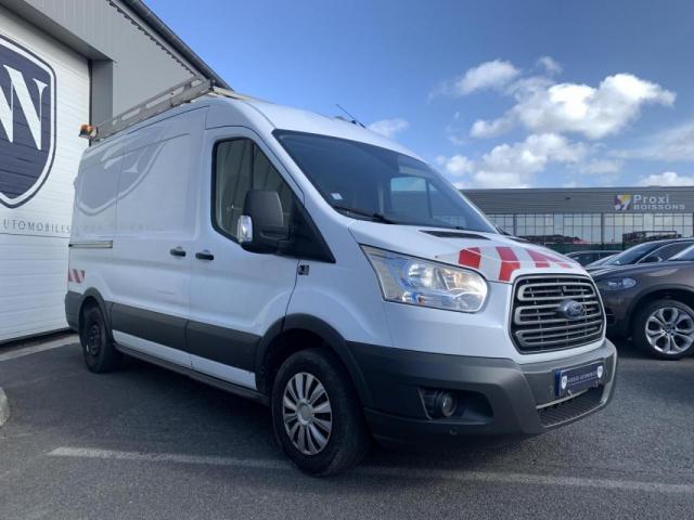 Ford Transit image 2