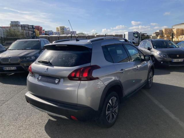 Peugeot 2008 image 4