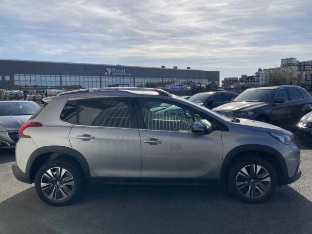 Peugeot 2008 image 5