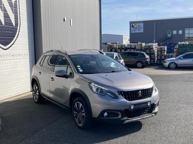 Peugeot 2008 image 1
