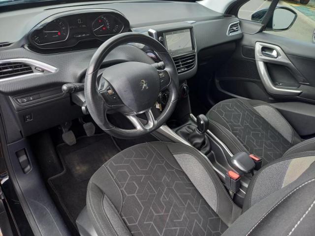 Peugeot 2008 image 3