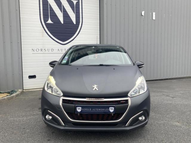 Peugeot 208 image 1