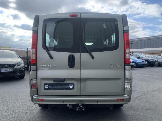 Renault Trafic image 9