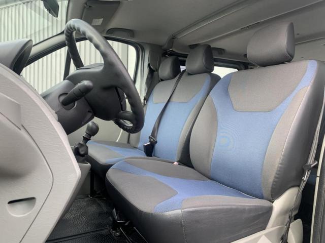 Renault Trafic image 1