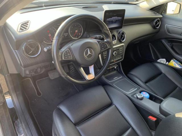 Mercedes Benz Gla image 1