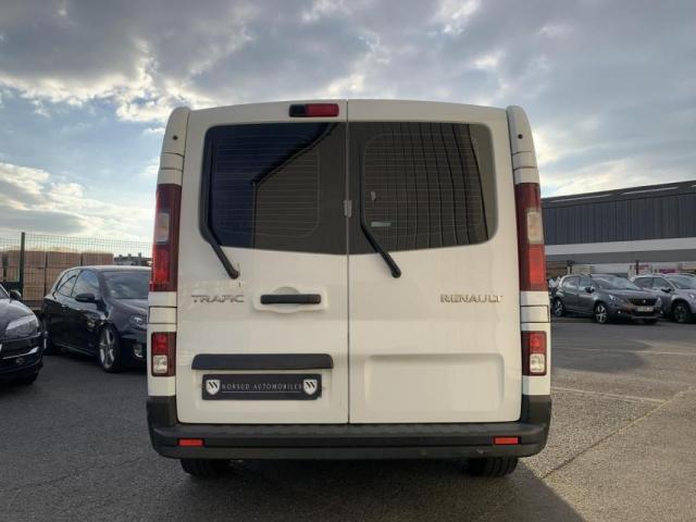 Renault Trafic image 1