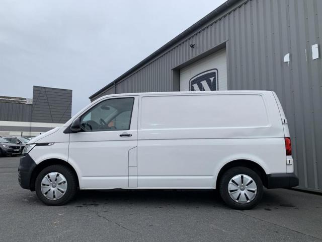 Volkswagen Transporter image 2