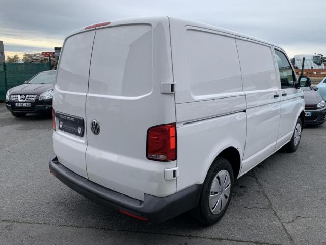 Volkswagen Transporter image 7