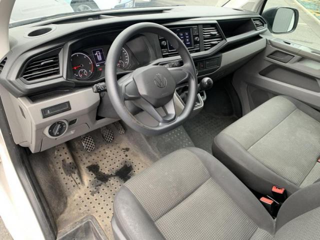 Volkswagen Transporter image 3