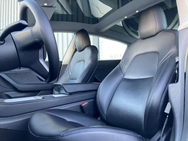 Tesla Model 3 image 2