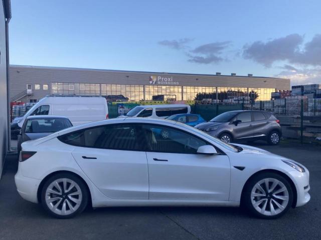 Tesla Model 3 image 1