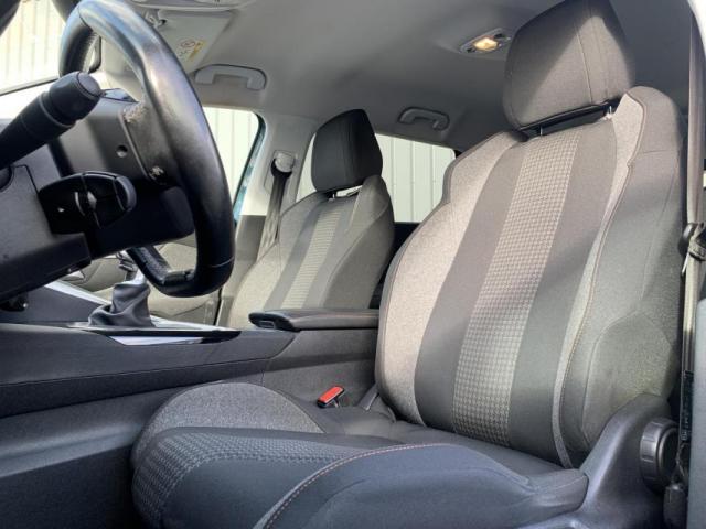 Peugeot 5008 image 5