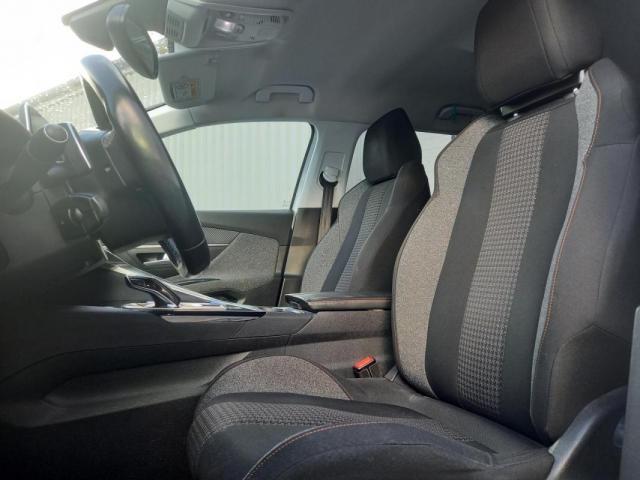 Peugeot 5008 image 8