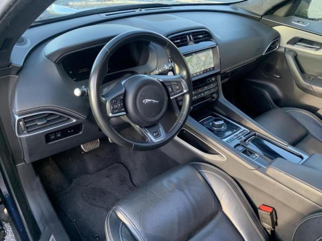 Jaguar F-Pace image 3
