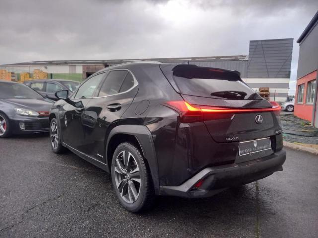 Lexus Ux image 1