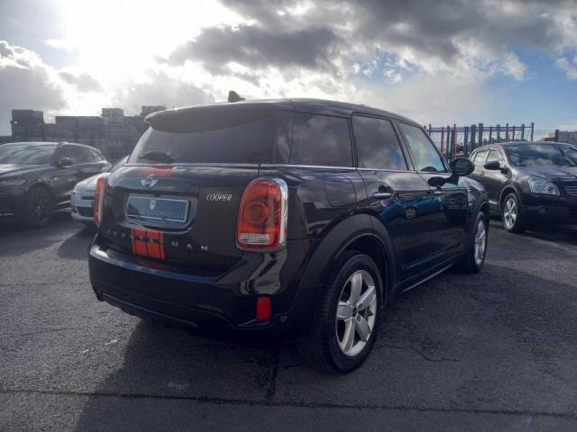 Mini Countryman image 3