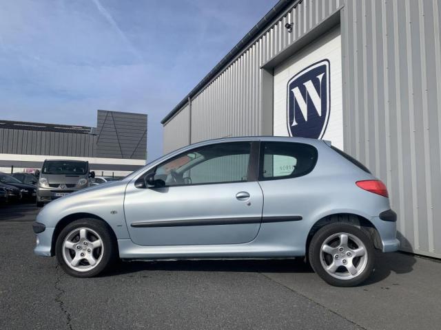 Peugeot 206 image 4