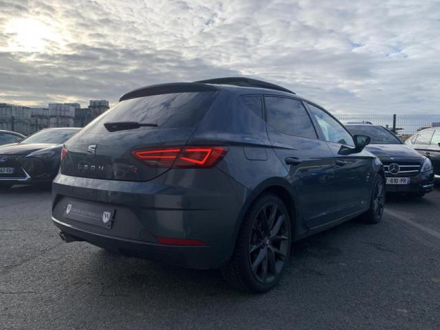 Seat Leon image 3