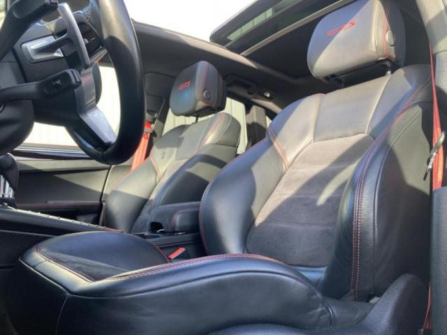 Porsche Macan image 9