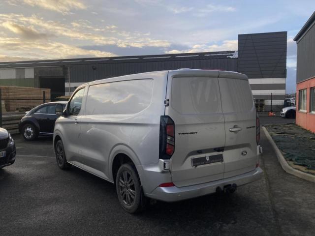 Ford Transit Custom image 8