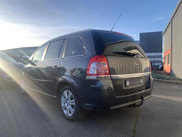 Opel Zafira image 2