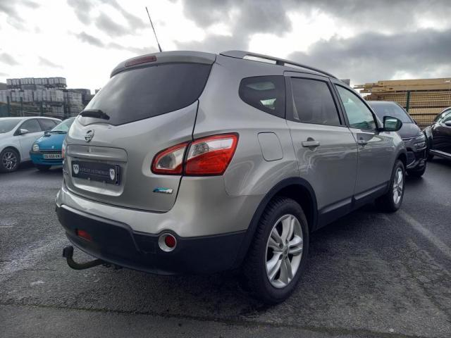 Nissan Qashqai+2 image 1