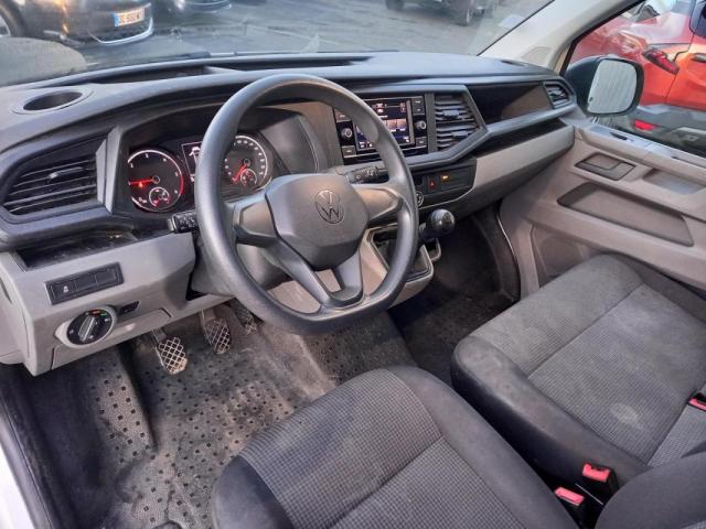 Volkswagen Transporter image 3