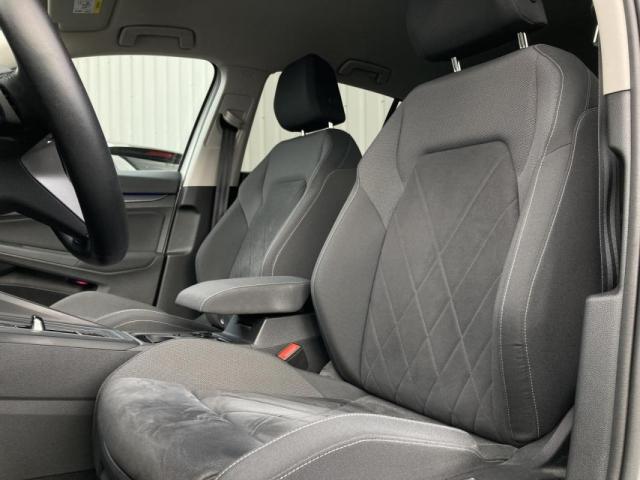 Volkswagen Golf image 4