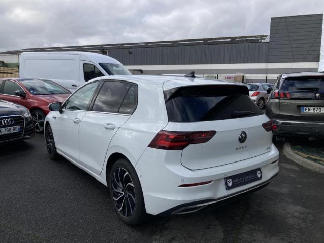 Volkswagen Golf image 9