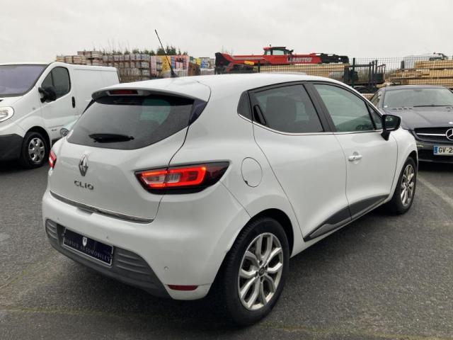 Renault Clio image 1