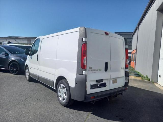 Renault Trafic image 9