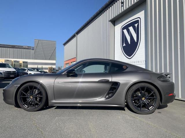 Porsche Cayman image 9