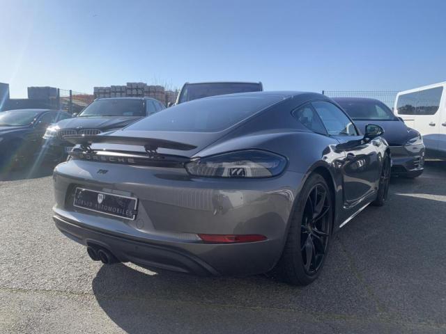 Porsche Cayman image 8