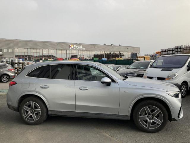 Mercedes Benz Glc image 8