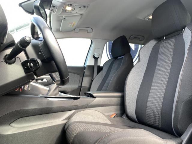 Peugeot 5008 image 4