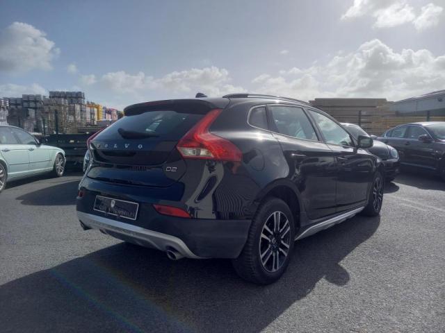 Volvo V40 Cross Country image 7