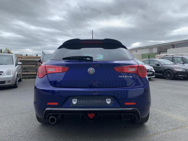 Alfa Romeo Giulietta image 9