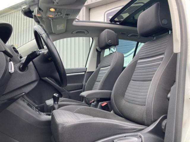 Volkswagen Tiguan image 8