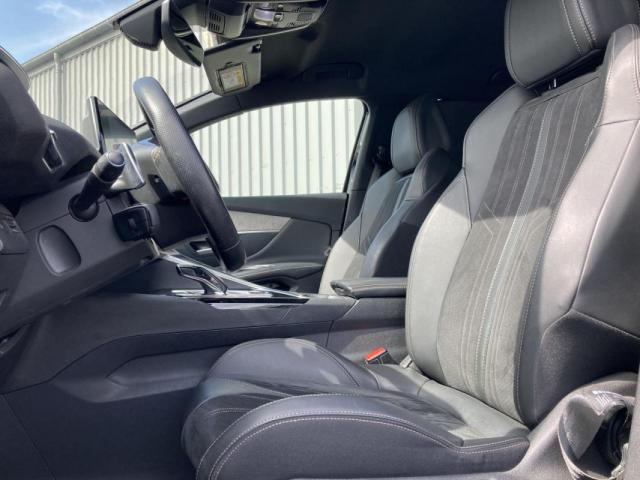 Peugeot 3008 image 3