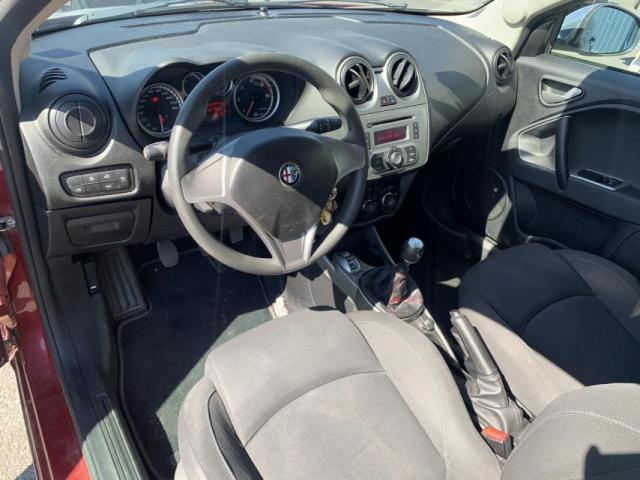 Alfa Romeo Mito image 8
