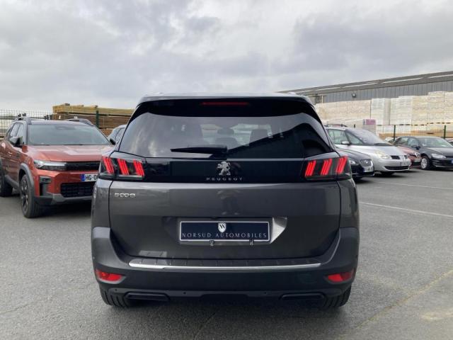 Peugeot 5008 image 2