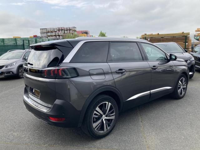 Peugeot 5008 image 3