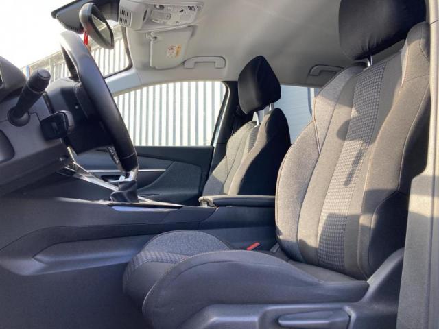 Peugeot 3008 image 1