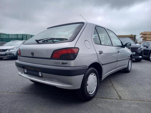Peugeot 306 image 6